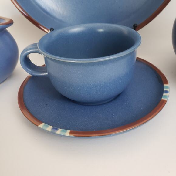 Lot‎ 5 DANSK Mesa Sky Blue Stoneware: Dinner Plate, Pitcher, Cup/saucer, Gravy - Picture 4 of 9